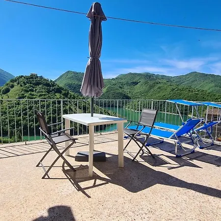 Amazing Lake View Castel di Tora Extérieur photo