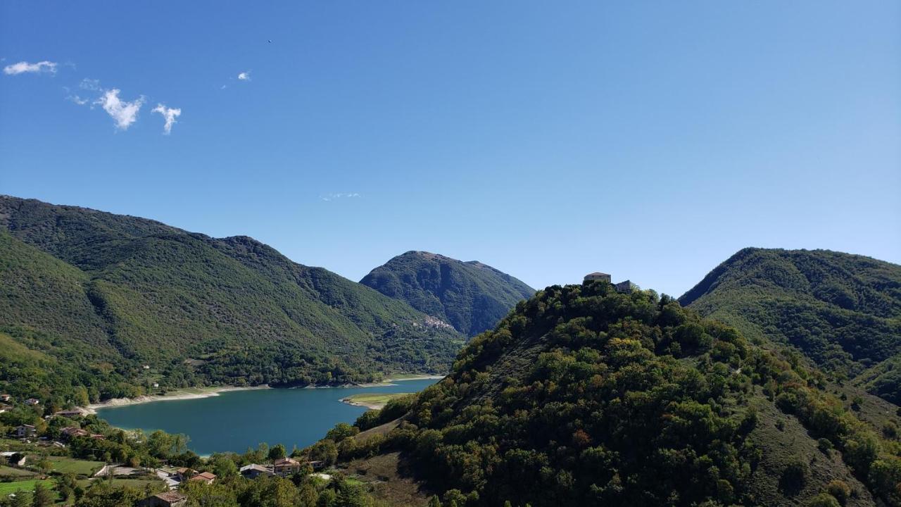 Amazing View Castel di Tora