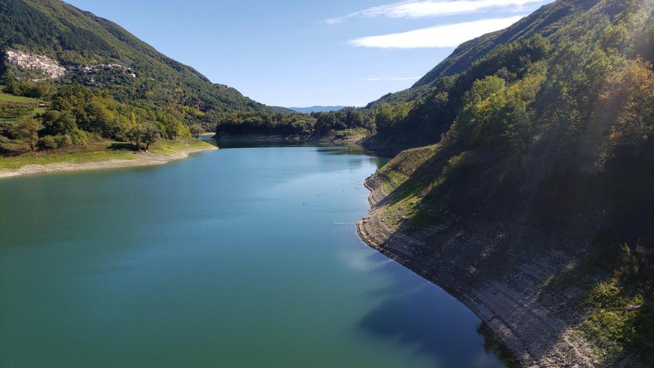 Appartamento Amazing View Castel di Tora