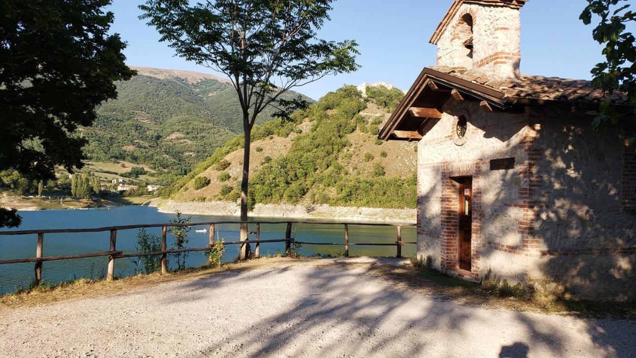 Amazing View Apartment Castel di Tora