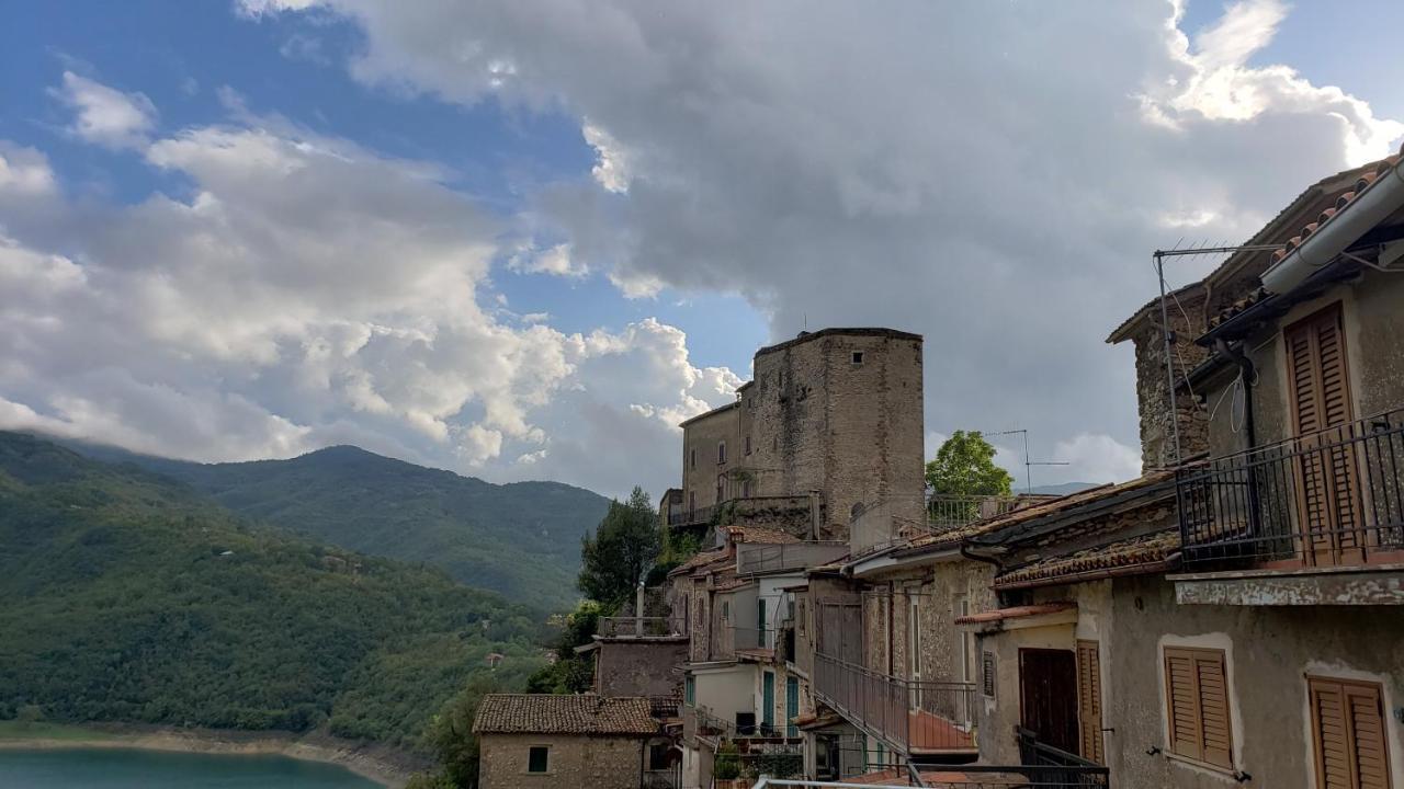 Amazing View * Castel di Tora