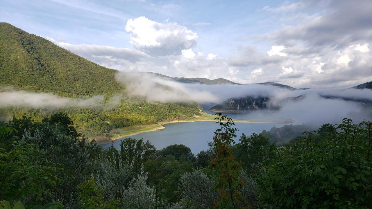 Amazing View Castel di Tora