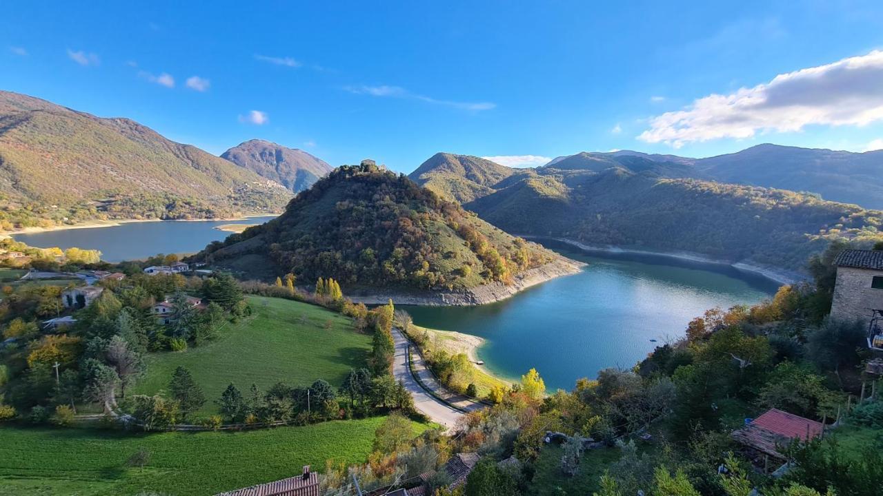 Amazing View Apartment Castel di Tora